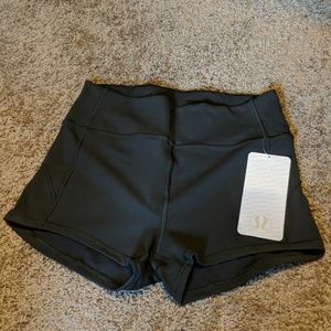 Lululemon "In This Movement" Short Sz 10
